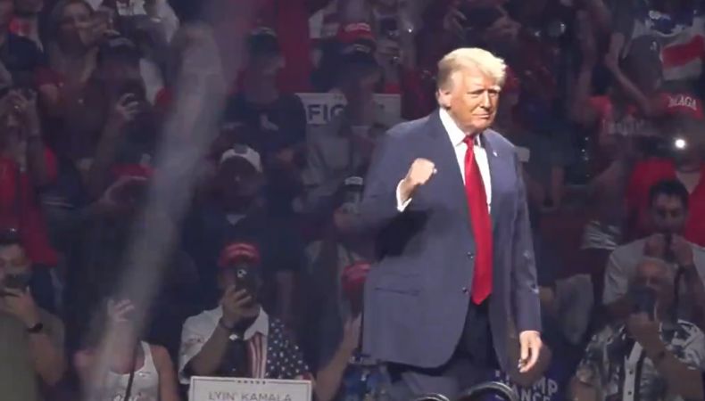 El expresidente, Donald Trump, se pronunció ante el tiroteo ocurrido en su club de golf, en donde señaló que se encuentra “a salvo y bien”.