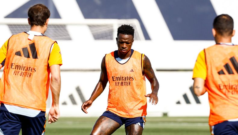 Vinicius pidió más medias para erradicar el racismo en España e insinuó un cambio de sede para la Copa del Mundo en caso de que no se cumplan.