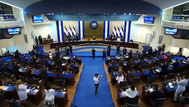 Los diputados de la Asamblea Legislativa aprobaron, con 57 votos a favor, la trigésima prórroga del régimen de excepción.