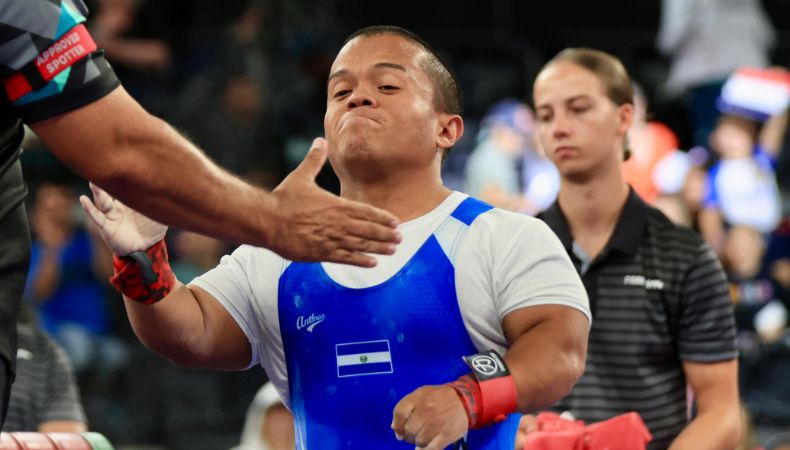 El salvadoreño Herbert Aceituno se quedó muy cerca de conseguir medalla al quedar cuarto lugar en los -59 kilos del parapowerlifting,