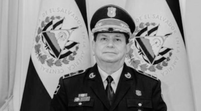 Han comenzado a difundirse los mensajes de condolencias tras el fatal accidente aéreo registrado el cantón San Eduardo, en Pasaquina, La Unión.