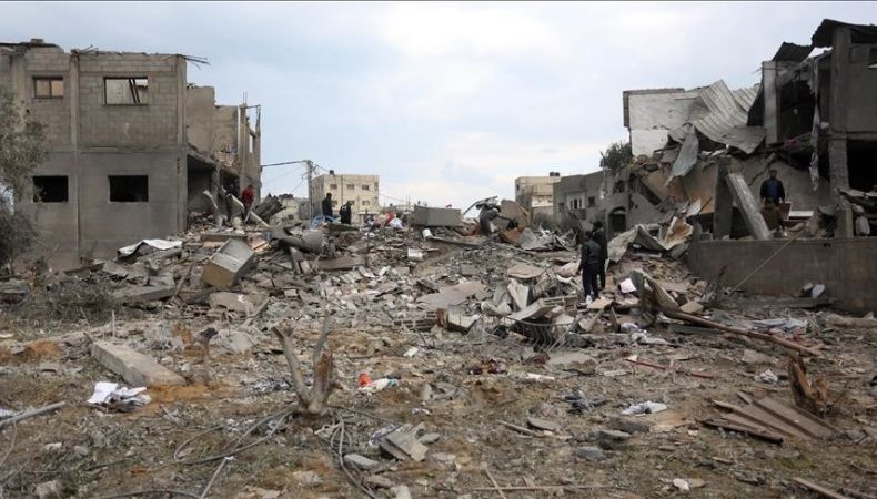 Al menos 40 personas murieron en un ataque aéreo de Israel en la “zona humanitaria” de Jan Yunis, al sur de la Franja de Gaza.