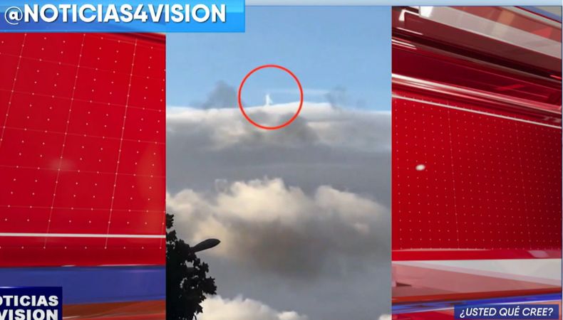 Usuarios de las redes sociales captaron por video a una figura que parece estar caminando entre las nubes.