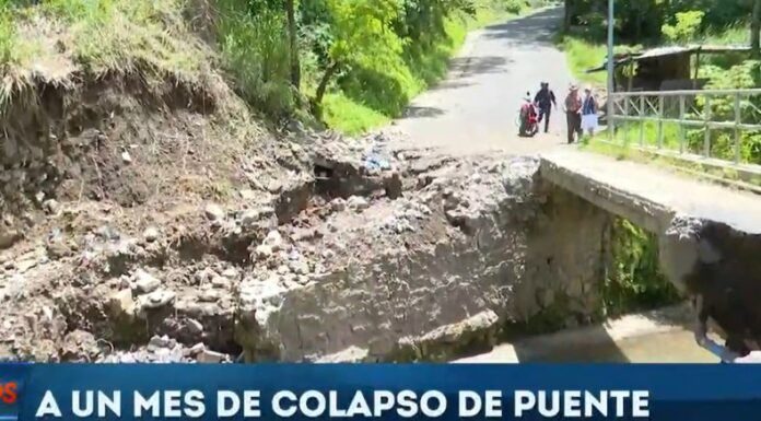 En Lourdes, Colón, los habitantes están preocupados porque ya pasó un mes del colapso del puente y piden a las autoridades su reparación.