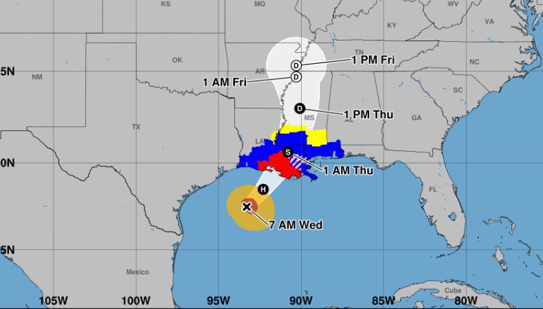 El Centro Nacional de Huracanes (NHC), espera que el huracán siga intensificándose durante su trayecto, alcanzando la categoría 2.
