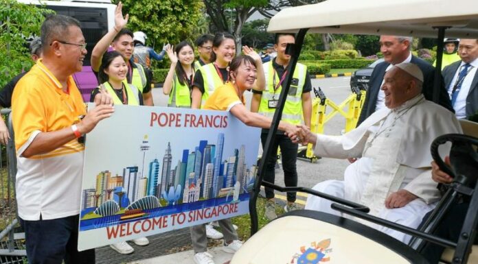 El Papa Francisco llega a Singapur, último país de los cuatro agendados para recorrer en su viaje más largo programado en Asia y Oceanía.