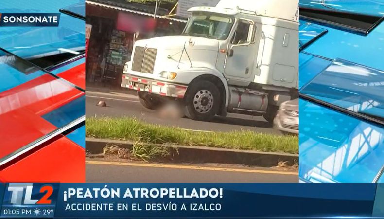 Según el reporte de testigos, el peatón intentaba cruzar la vía cuando fue impactado por un camión en Sonsonate.