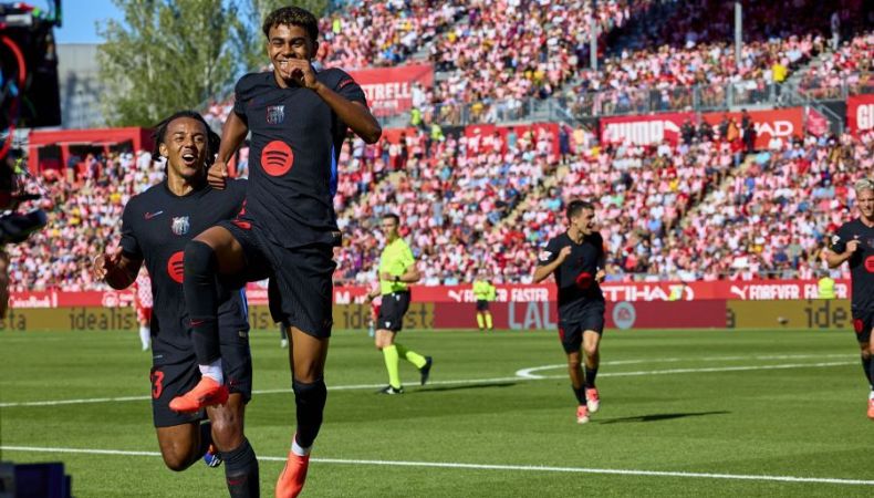 Un gran Barcelona logró imponerse en Montilivi para derrotar al Girona sin apuros y seguir líder invicto de La Liga.