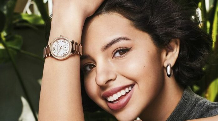 La cantante mexicana, Ángela Aguilar, se convierte en tendencia tras decir de nuevo en pleno video su icónico 