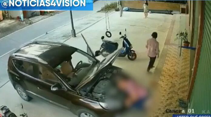 Un automóvil que se encontraba detenido y sin conductor, inicia su marcha y atropella a un hombre que lo estaba reparando.