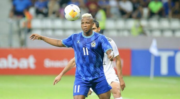 El exÁguila, Carlos Salazar, dejó una buena impresión al anotar en su primer partido con el Al Quwa Al Jawiya irakí.