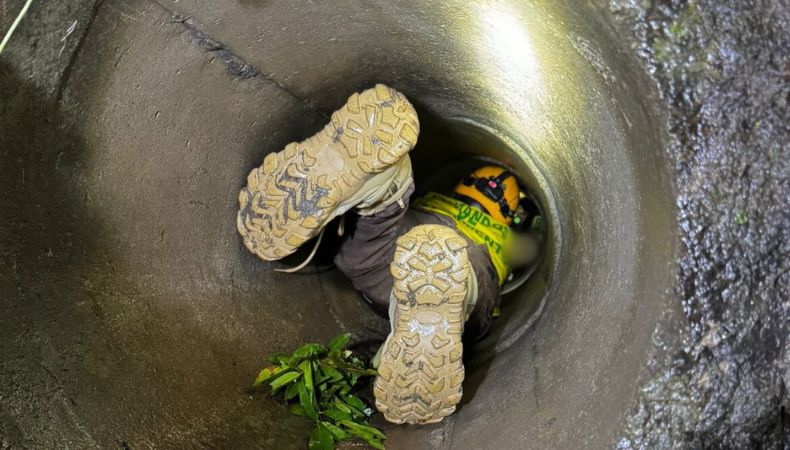 Según el reporte de socorristas de Comandos de Salvamento, la joven de 17 años fue arrastrada por una fuerte corriente de una quebrada.