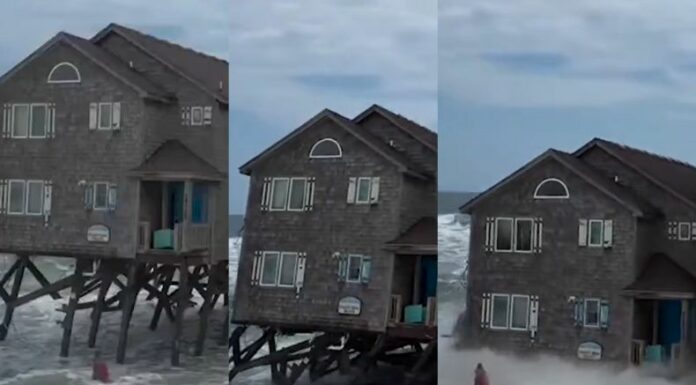 Usuarios de redes sociales grabaron el preciso instante en el que una casa de playa se derrumbó en Carolina del Norte.