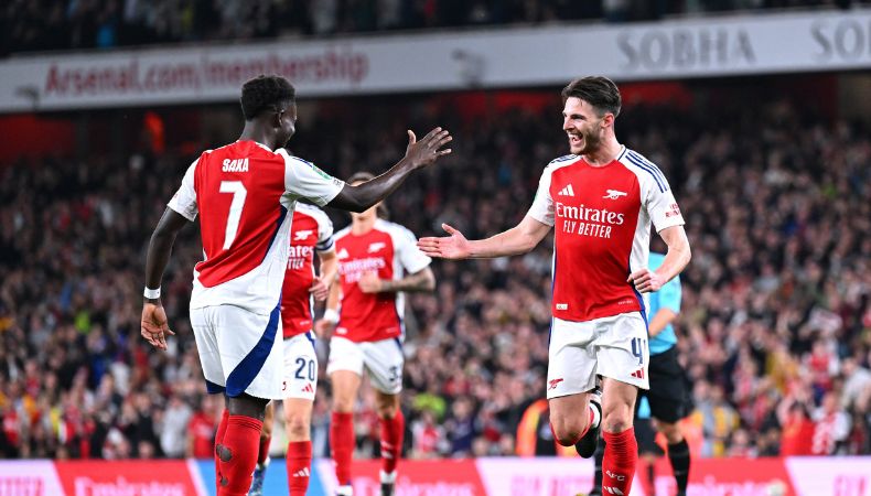 En uno de los encuentros más interesantes de la jornada, el Arsenal se quedó con un gran triunfo ante el Wanderers en la Carabao Cup.