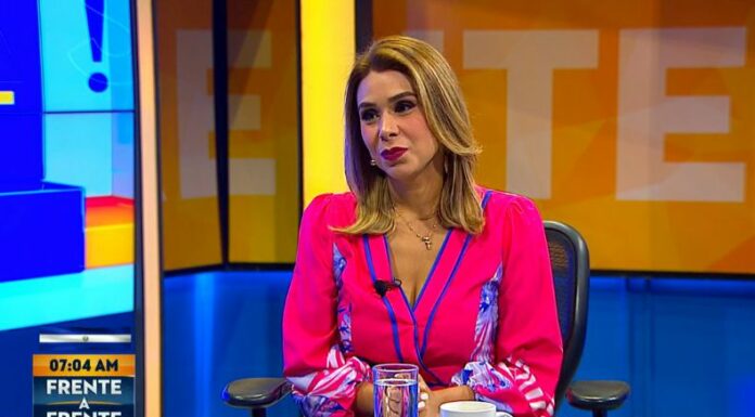 La diputada, Marcela Villatoro, alegó la importancia de hacer participe a la población en la elección de magistrados al TSE.