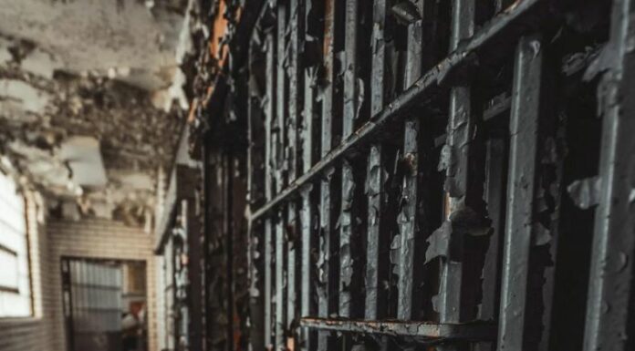 Un incendio en el centro penitenciario en Santiago Vázquez, en Uruguay, dejó como saldo mortal seis reos y uno más herido.