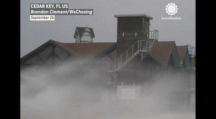 Mientras continúan el avance del huracán Helene hacia Florida, la región de Big Bend se ve sorprendido por las marejadas ciclónicas.