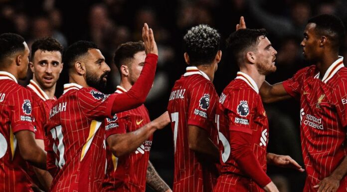 En uno de los encuentros más interesantes de la jornada el Liverpool logró quedarse con el resultado a favor, y es líder de la Premier.