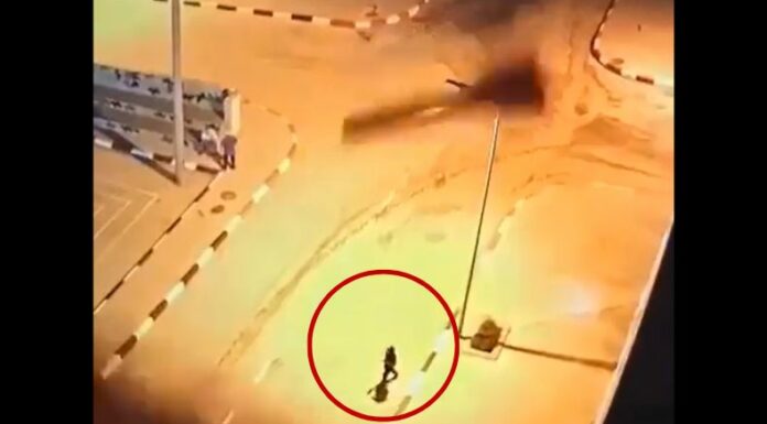 El hombre caminaba por una de las calles de Jericó hasta que le cayó del cielo un fragmento de misil que le ocasionó la muerte.