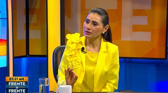 Las personas que sonríen más, viven 4 años y medio comparado con los que no sonríen, y sufren el 40% menos de probabilidades de infartos.