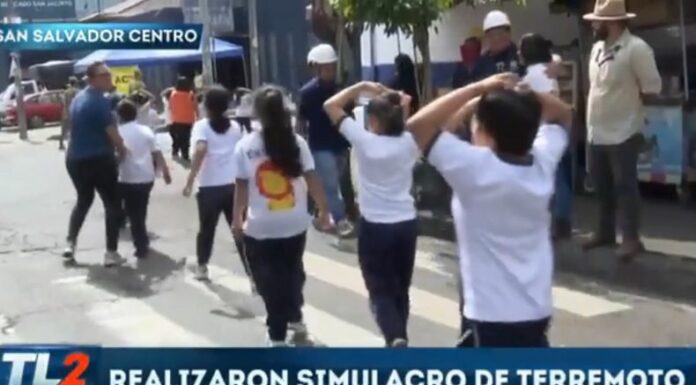 Las calles del barrio San Jacinto, en San Salvador, fueron el escenario del simulacro del terremoto del 10 de octubre de 1986.