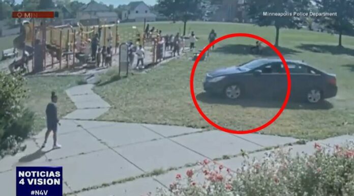 Un menor es arrestado en Minnesota, Estados Unidos luego de que robara y condujera un coche en una zona restringida de juegos.