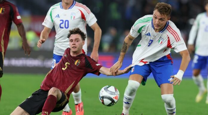 Italia estuvo cerca de llevarse un triunfo ante Bélgica, pero desperdició una ventaja de dos goles y empatar en el Olímpico de Roma.