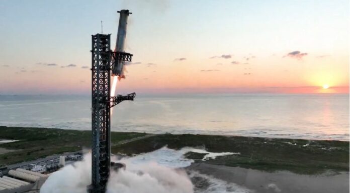 El propietario de X, Elon Musk, dio a conocer que SpaceX pudo capturar el cohete Starship gracias a sus 