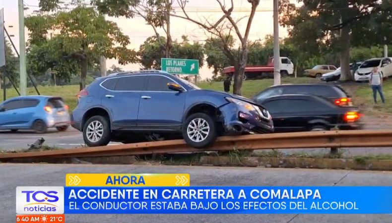 Un sujeto manejaba en estado de ebriedad, tras realizar la prueba antidoping se detectó que conducía con 239 grados de alcohol.