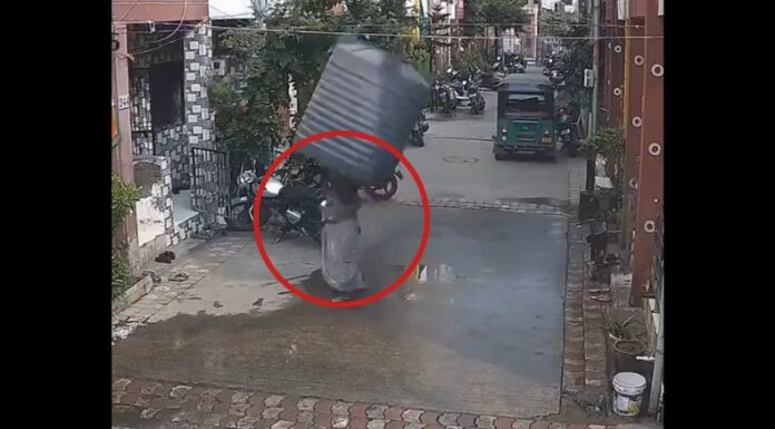 Un video se ha viralizado donde una mujer es golpeada en la cabeza por un tanque arrojado por fuertes vientos.