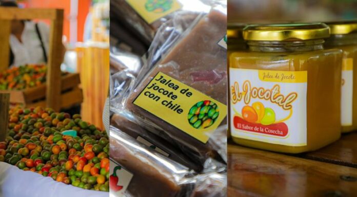 hoy y mañana es la edición del Festival del Jocote Corona en Santa Ana, son más de 35 emprendedores los que participan.