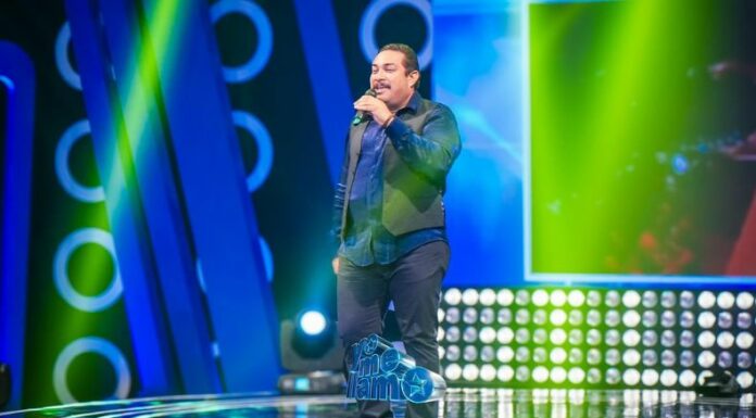 Gilberto Santa Rosa llegó al primer lugar en la tabla de posiciones de Yo me llamo El Salvador esta noche.