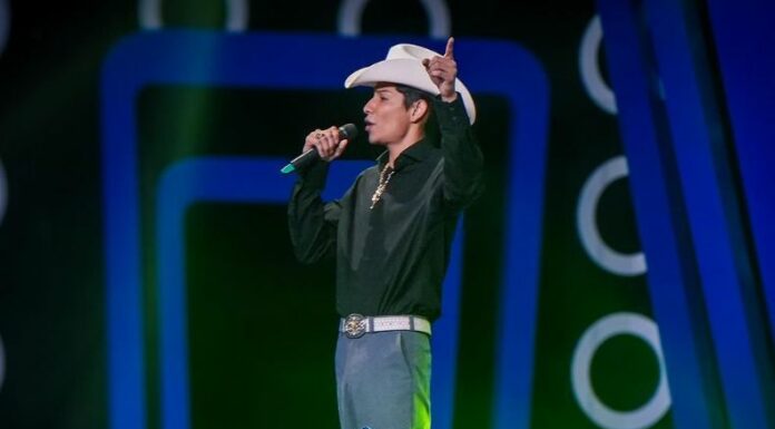 El imitador de Valentín Elizalde se posiciona por quinta vez consecutiva en el más votado por todos los televidentes salvadoreños.