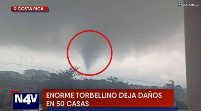 Varias viviendas resultaron afectadas tras el paso de un torbellino por un barrio de la ciudad de Heredia, Costa Rica.