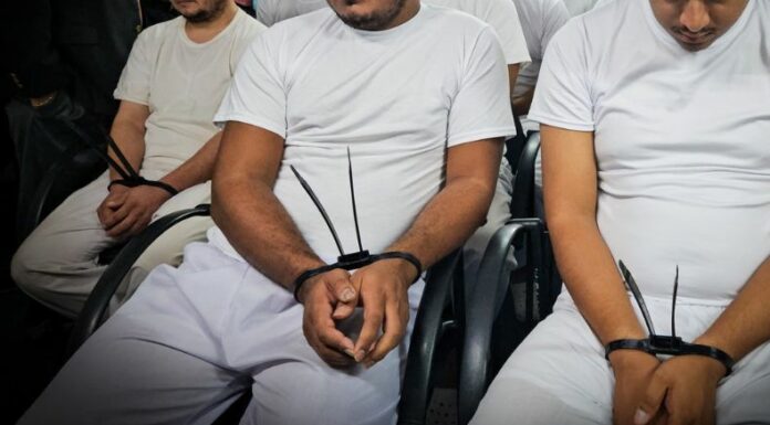 La Fiscalía General de la República (FGR) informó que 33 personas permanecerán en prisión provisional durante proceso de investigación.