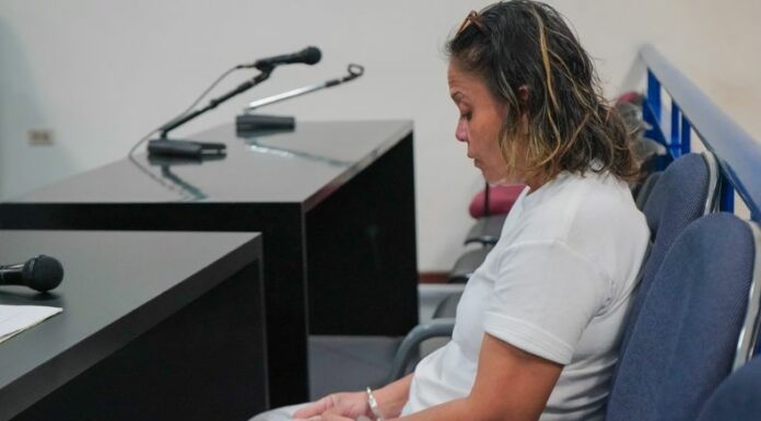 La Fiscalía General de la República (FGR) reportó que una mujer fue condenada a 30 años de prisión por el delito de homicidio agravado.