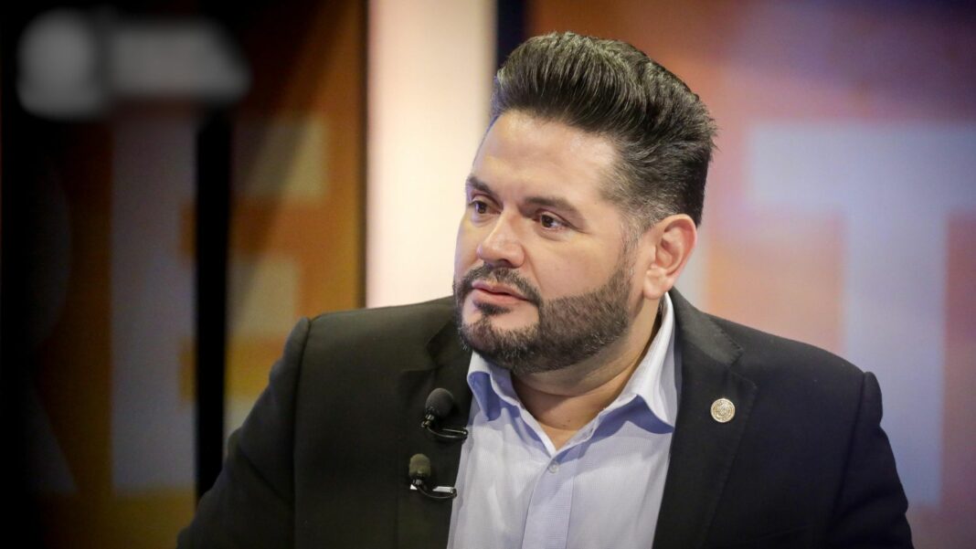 El Censo 2024 identificó que 6,029,976 personas viven en El Salvador, de las cuales el 47.2 % son hombres y el 52.8 % son mujeres.