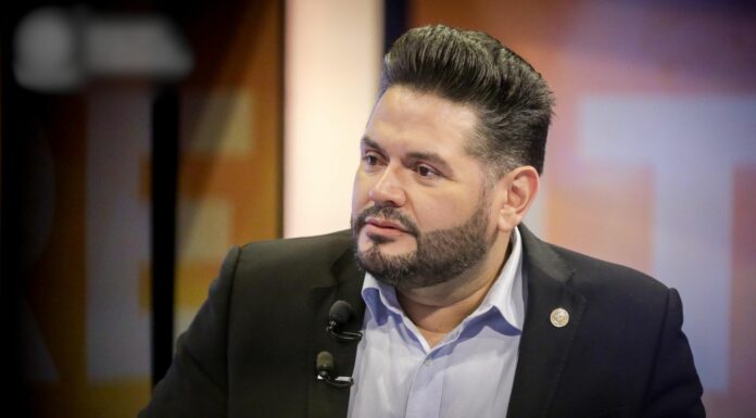 El Censo 2024 identificó que 6,029,976 personas viven en El Salvador, de las cuales el 47.2 % son hombres y el 52.8 % son mujeres.