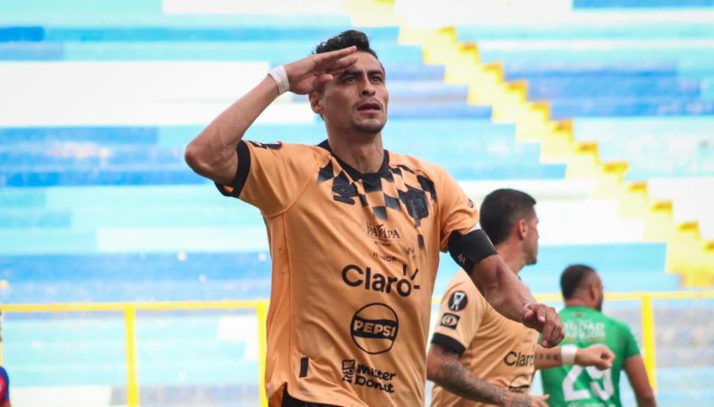 Remontada de Águila en el Estadio Cuscatlán sobre el 