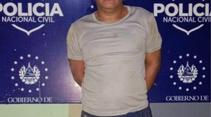 La Policía Nacional Civil (PNC) reportó la captura de un hombre acusado de lesionar a su esposa en una de sus piernas.