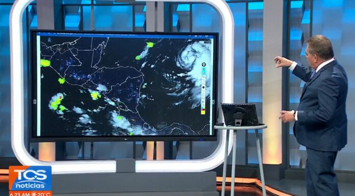 La tormenta Rafael vira hacia las Islas Caimán mientras Cuba se prepara para el impacto como huracán esta noche o mañana.