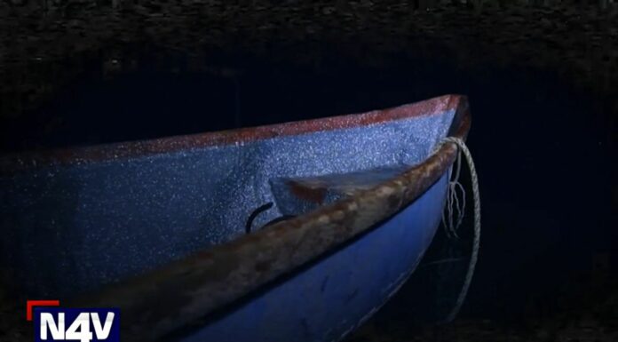 Los pescadores de la Bahía de Jiquilisco, aseguran ver un bote fantasma por las noches. Alex Rivas se aventuró por conocer esta historia.