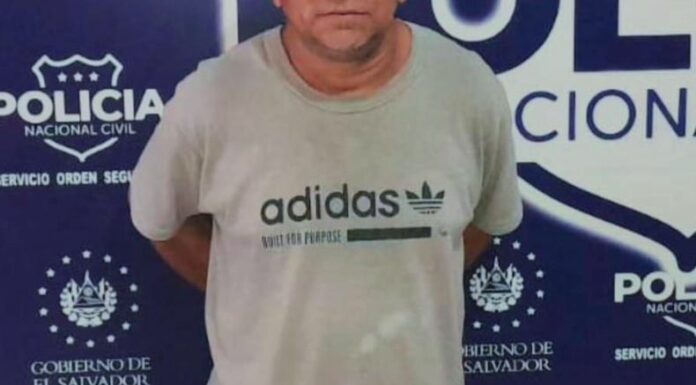 La Policía Nacional Civil (PNC) reportó la captura de un hombre, que es vigilante, quien le disparó a uno de sus compañeros.