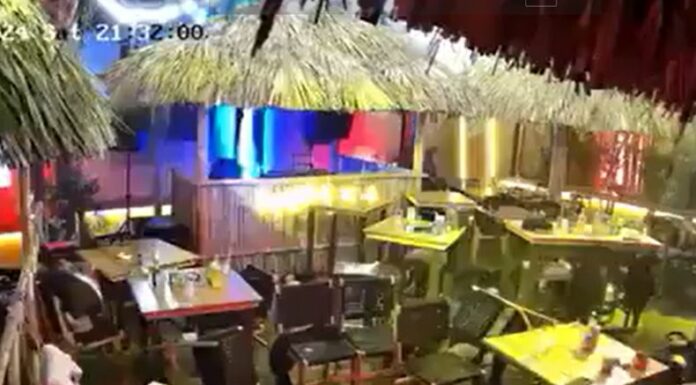 Un ataque armado en un bar de Queretaro, México, dejó al menos 10 personas fallecidas y más de siete heridas.