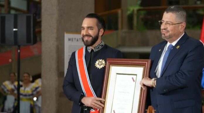 El presidente de El Salvador, Nayib Bukele, recibió en Costa Rica, el reconocimiento más importante que le otorgan a un jefe de Estado.