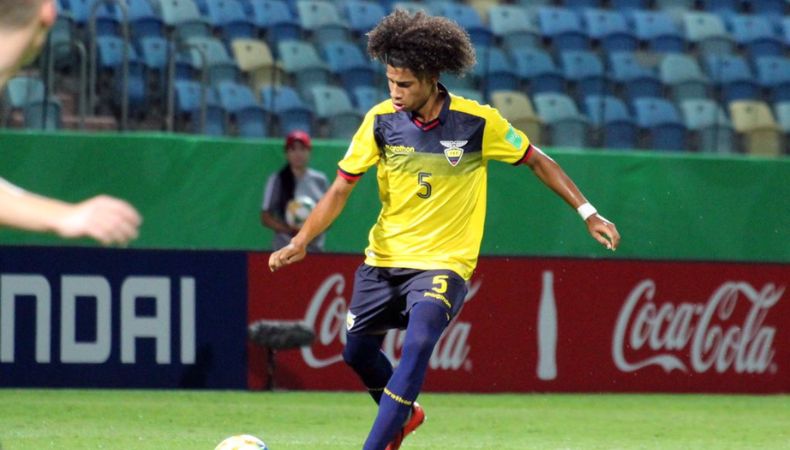 El fútbol en Ecuador está de luto luego que se conociera que Marco Angulo perdió la vida por un siniestro vial ocurrido el 7 de octubre.