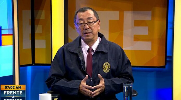 Esta mañana, Iván solano habla sobre la situación jurídica del Colegio Médico y la falta de credenciales para la sus representantes.
