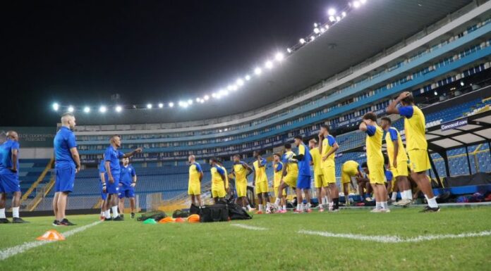 Terance Da Costa Gómez habló de cómo es la vida de los seleccionados de Bonaire más allá del fútbol.