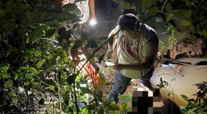 Cruz Verde Salvadoreña reportó el rescate con vida de una persona que cayó a una quebrada del distrito de Tejutepeque.