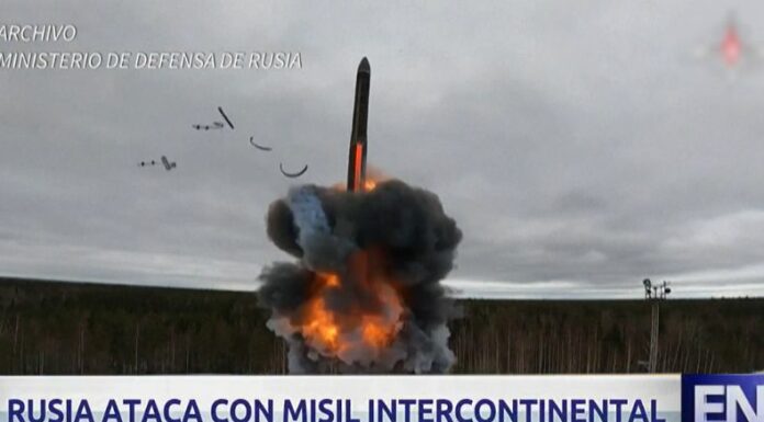 El presidente de Rusia, Vladímir Putin, confirmó el ataque a Ucrania con un misil balístico intercontinental sin carga nuclear.